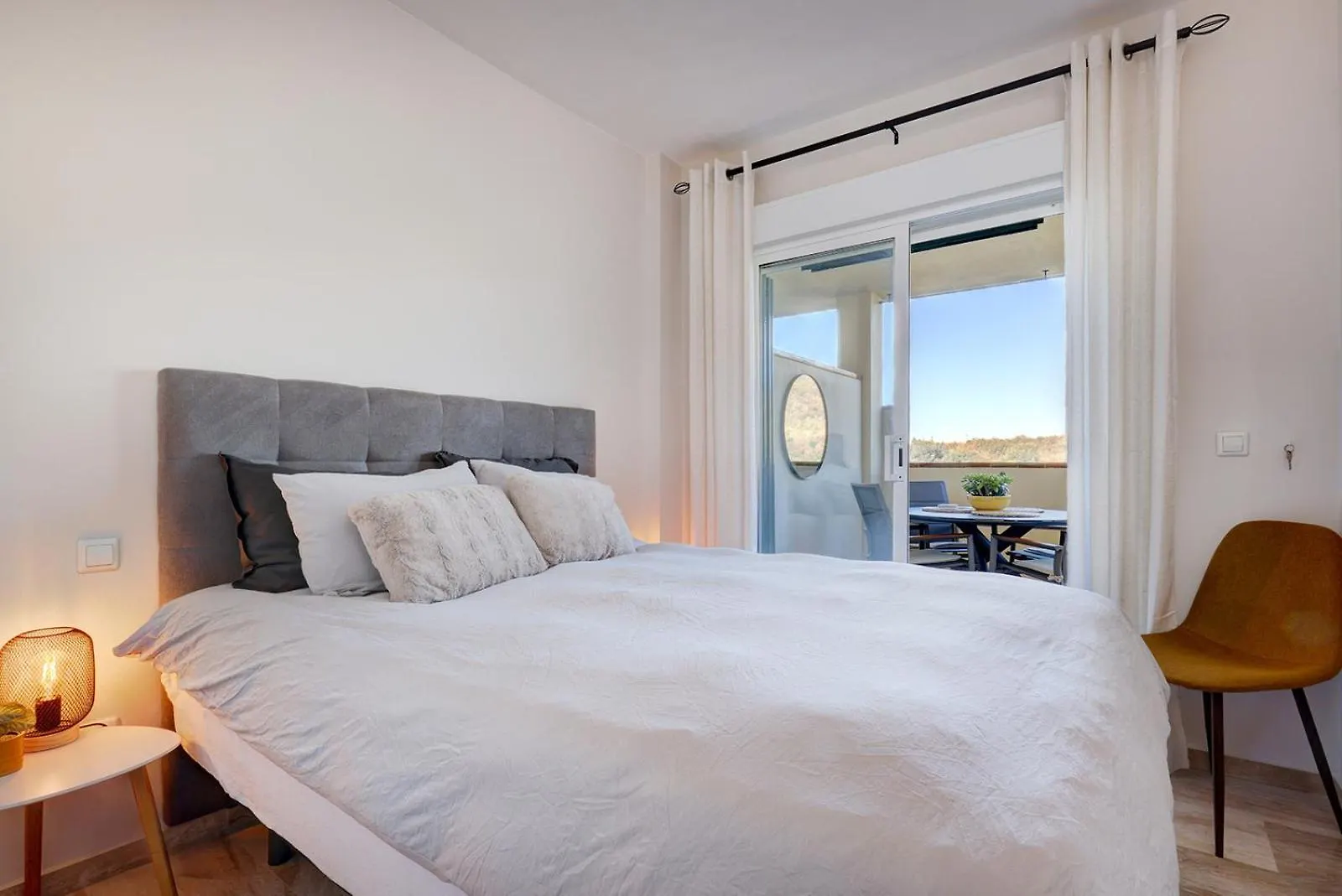 037 Relaxing Sea Views 2 Bed 2 Bath Mijas Calahonda Apt Apartamento